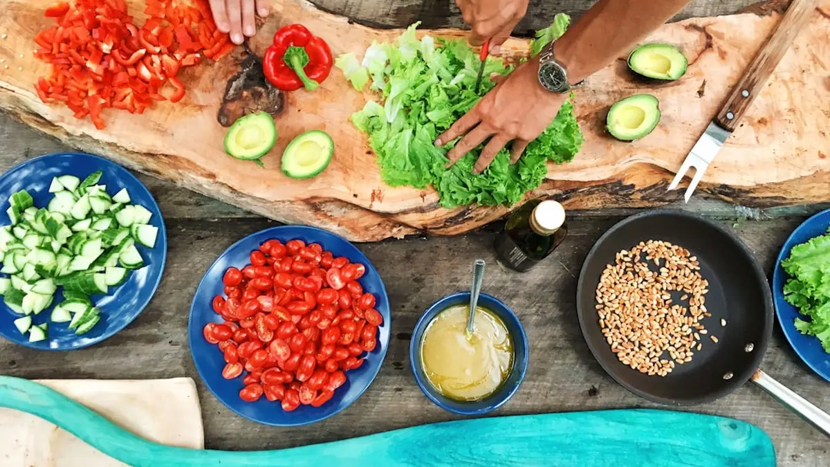 Composer des salades complètes toute l'année soi-même